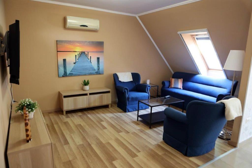 Rev Apartman 蒂豪尼 外观 照片