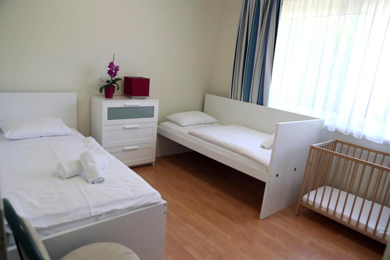 Rev Apartman 蒂豪尼 外观 照片